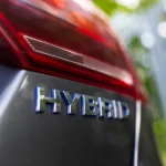 Jakie są różnice pomiędzy hybrydowym a elektrycznym samochodem?